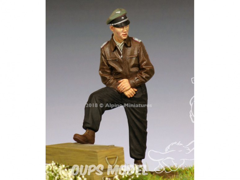 Alpine figurine 35253 Officier Panzer WSS 44-45 1/35