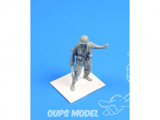 CMK figurine f35244 US Marines Sergent "Hue City" Vietnam 1/35