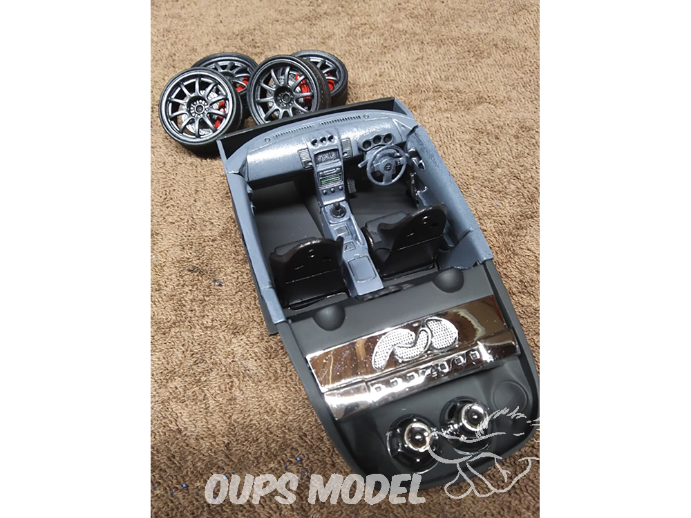 RCESSD collecter des véhicules 1:64 pour Nissan 350Z série modèle Voiture  Alliage Moulage sous Pression modèle Voiture Miniature Voiture décoration  modèle de Voiture (Couleur : Argent) : : Jeux et Jouets