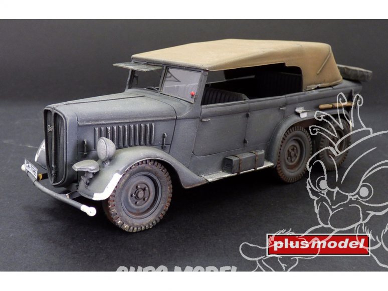 Plus Model 101 PRAGA AV 1/35