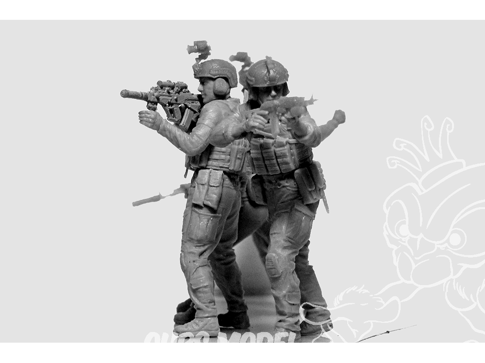 Figurine militaire : Soldat des Forces armées ukrainiennes - ICM