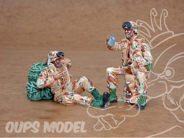 CMK figurine f35108 SOLDATS US AU REPOS 1/35