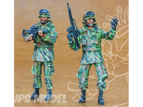 CMK figurine f35162 SOLDATS DE LA BUNDESWEHR 2004 1/35