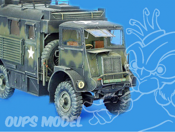 Plus Model 155 Cabine chauffeur pour Bedford QL 1/35