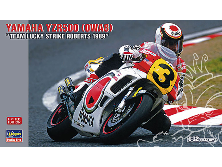 Hasegawa maquette moto 21710 Yamaha YZR500 (0WA8) « Équipe Lucky Strike Roberts 1989 » 1/12