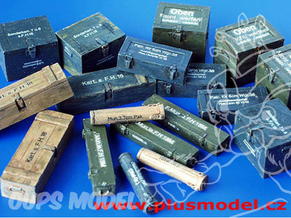 Plus Model 027 Caisses de munitions Allemandes WWII 1/35