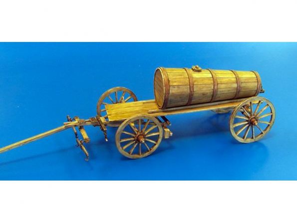 Plus Model 428 Chariot à foin avec réservoir en bois 1/35