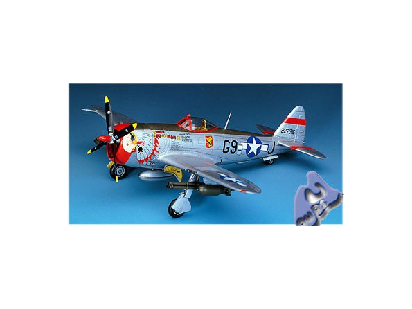 Academy maquettes avion 2174 P-47D Thunderbolt 1/72