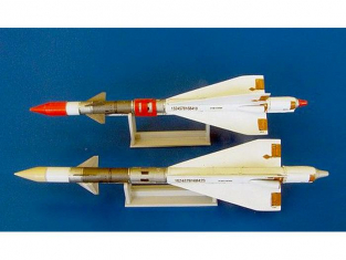 Plus Model AL4043 Missiles Russes R-40R AA-6A Acrid pour MiG-25 1/35